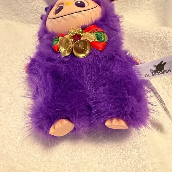 Christmas Labubu Purple Plush keychain + free cup wrap and keychain - Picture 5 of 7